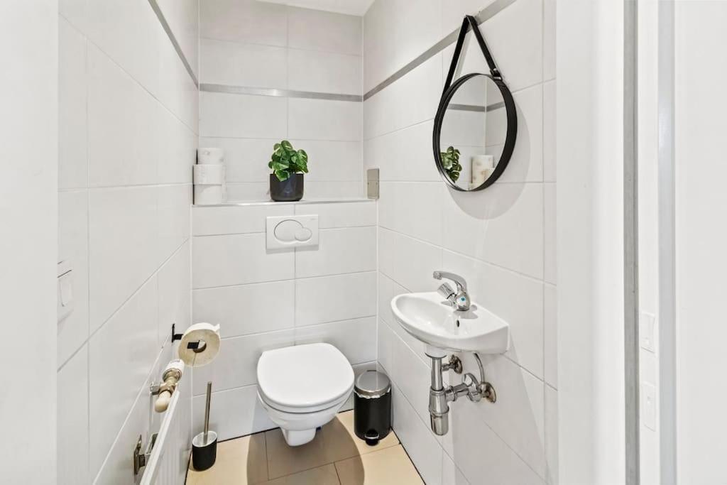 Appartement Spacious Next To Shopping Mall